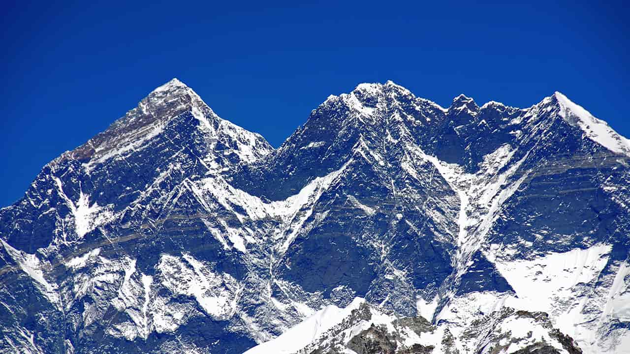 highest mountains in the world- Everest